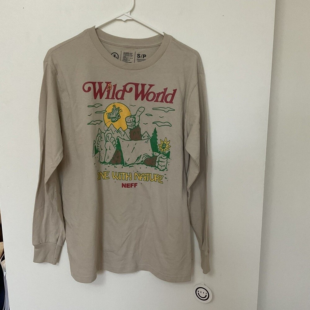 Neff Wild World Tan Beige One with Nature Women’s Long Sleeve  Size Small New
